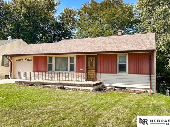 2406 S 46th St, Omaha, NE 68106