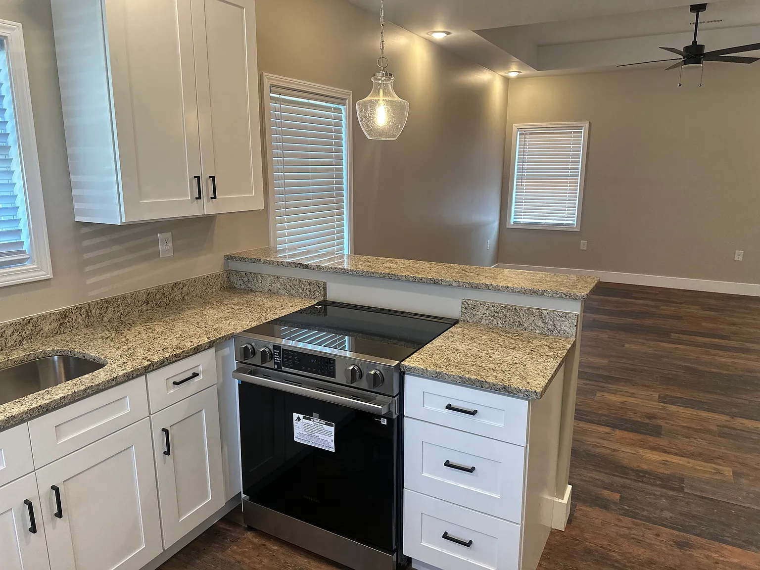 706 North Shelby Ave — Photo 4