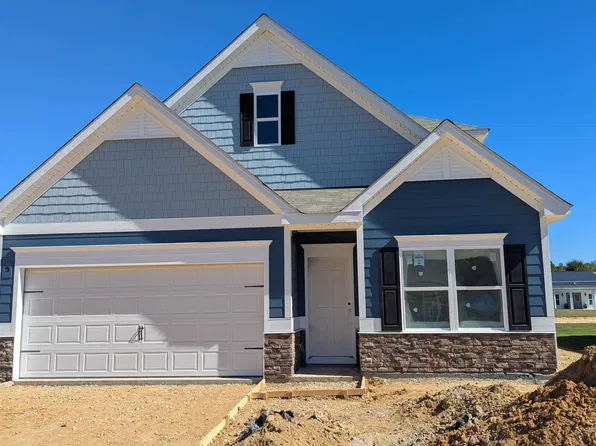 98 Chardonnay Dr, Lillington, NC 27546