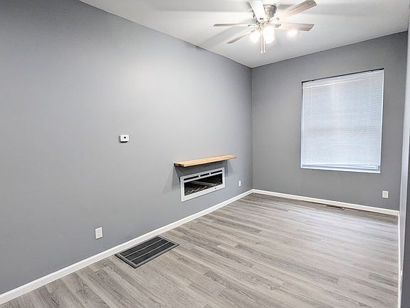 4th image of 3438 Oregon Ave #2