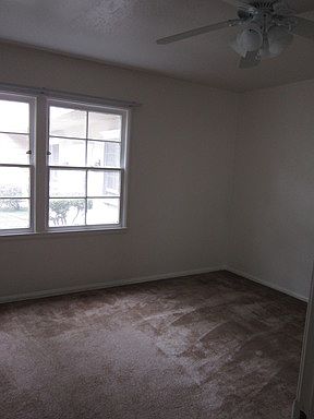 5th image of 4460 Le Park Dr