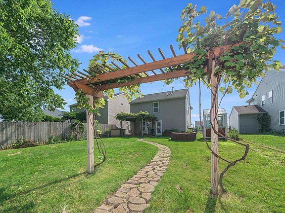 4th image of 1548 Notley Field Ln