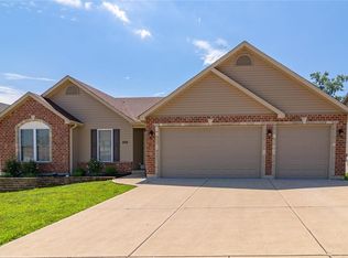 922 Glenshire Ct, Herculaneum, MO 63048