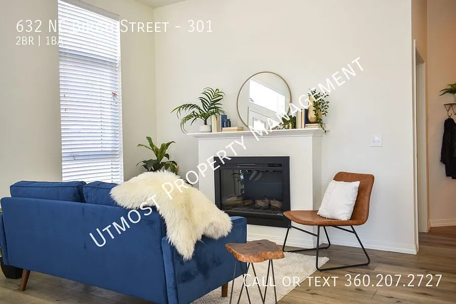 Downtown Camas - Newer Two Bedroom — Photo 3