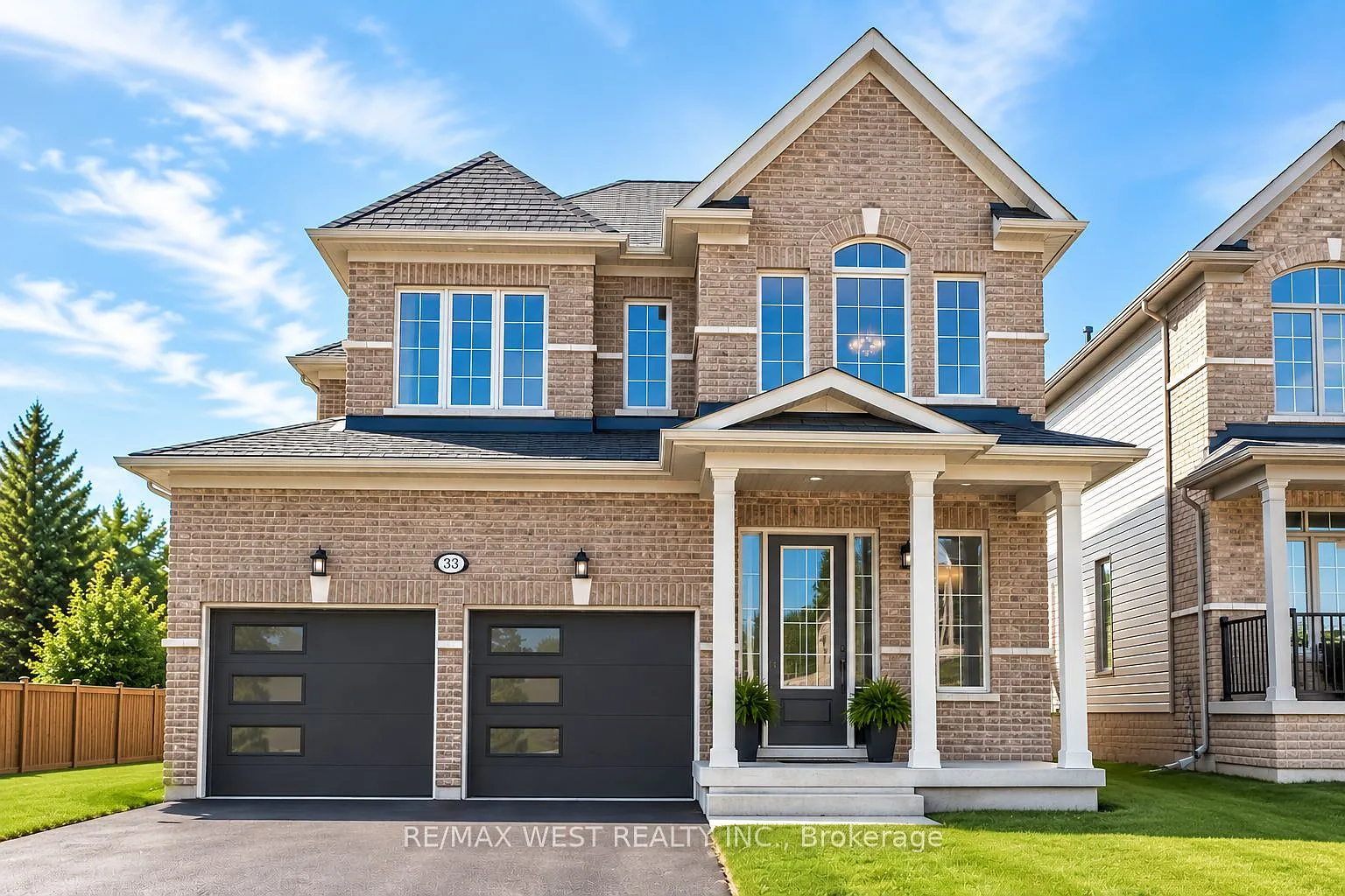 4 bed, $3,000 — Photo 1
