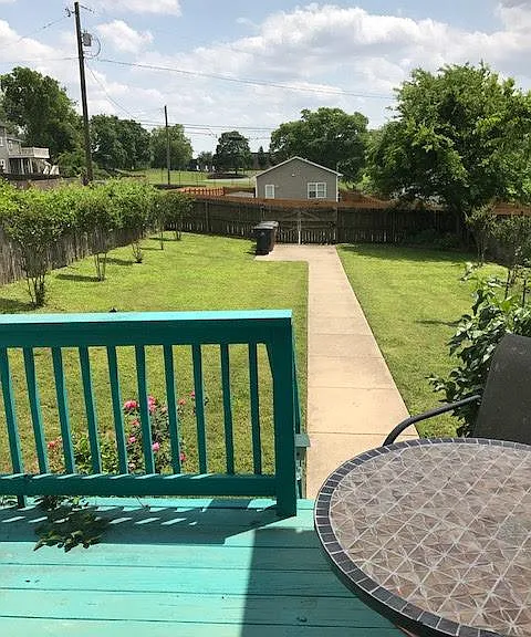 814 Shelby Ave — Photo 19