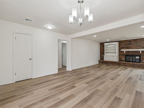 4th image of 12108 Sylvester Dr