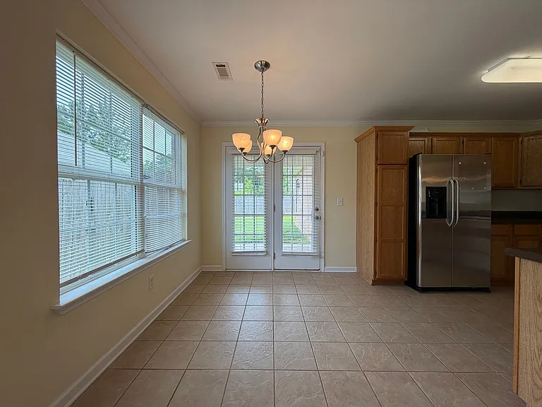 10 Southfork Dr SW — Photo 7