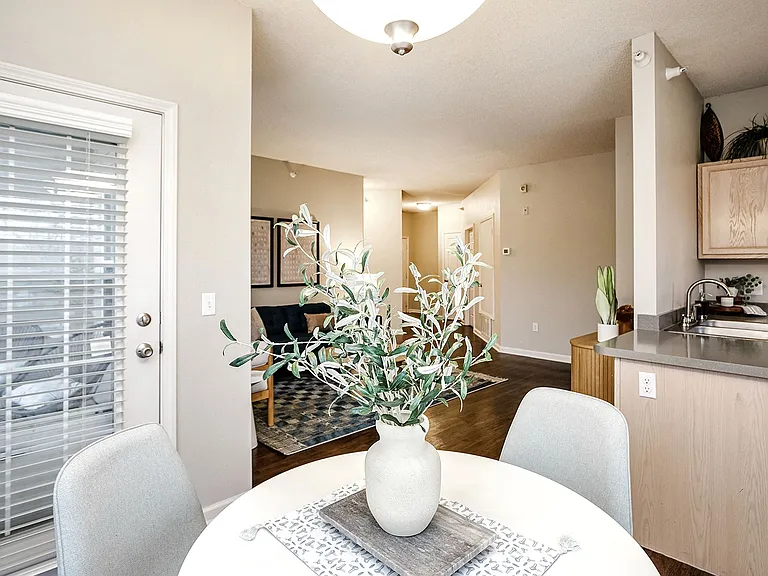 Autumn Grove Apartments — Photo 14