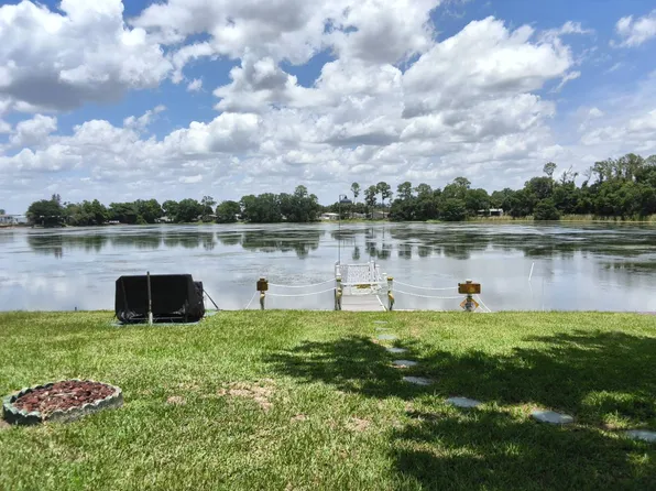 3 Lakeview Dr, Mulberry, FL 33860