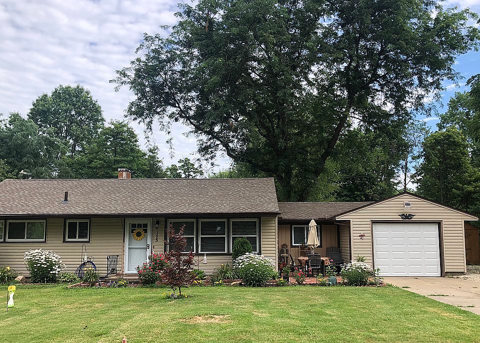 1st image of 125 Yarrowdale Dr