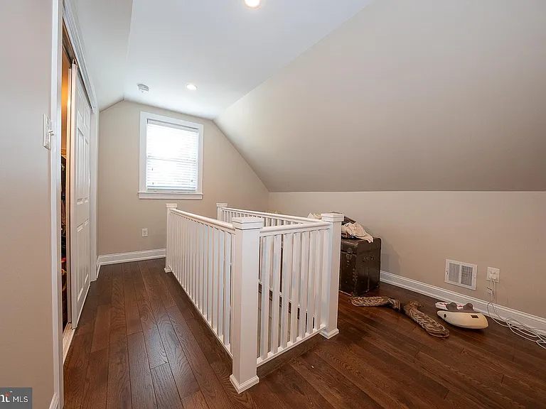 18 Clover Ln — Photo 28