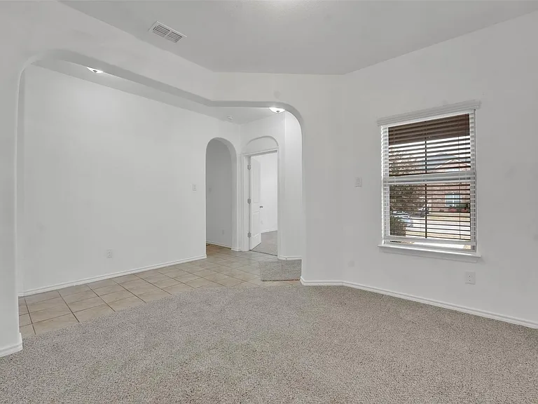 144 Creek Terrace Dr — Photo 3