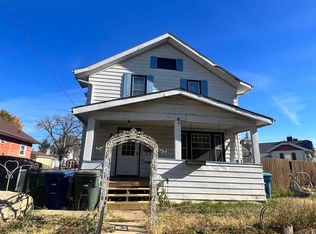 737 Johnson St, Waterloo, IA 50702