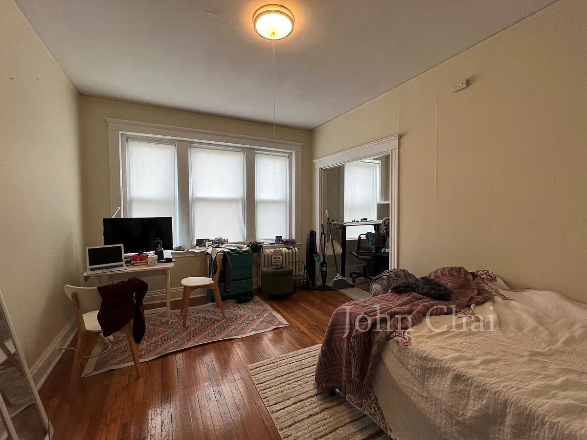 Building Photo - 225 Kelton St #16
