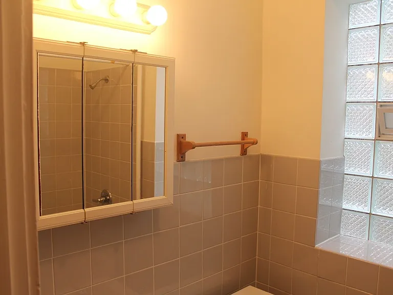 513 Main St #3 — Photo 9