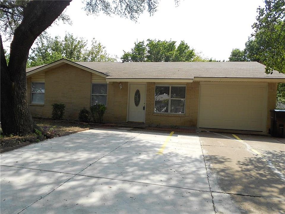 1st image of 3305 Westminster Dr