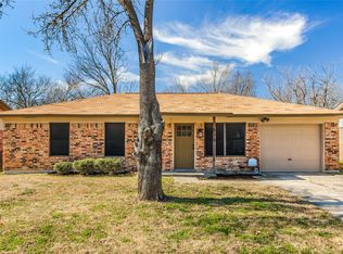 328 S 1st St, Wylie, TX 75098