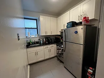 Rented by Salon Realty Corp