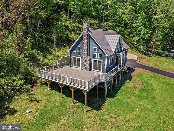 2nd image of 759 River Rd
