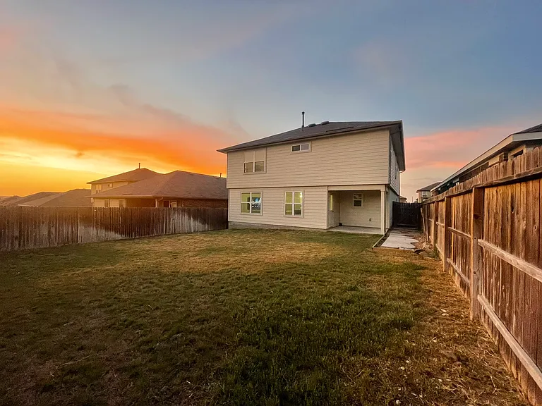 6078 Akin Quay — Photo 16