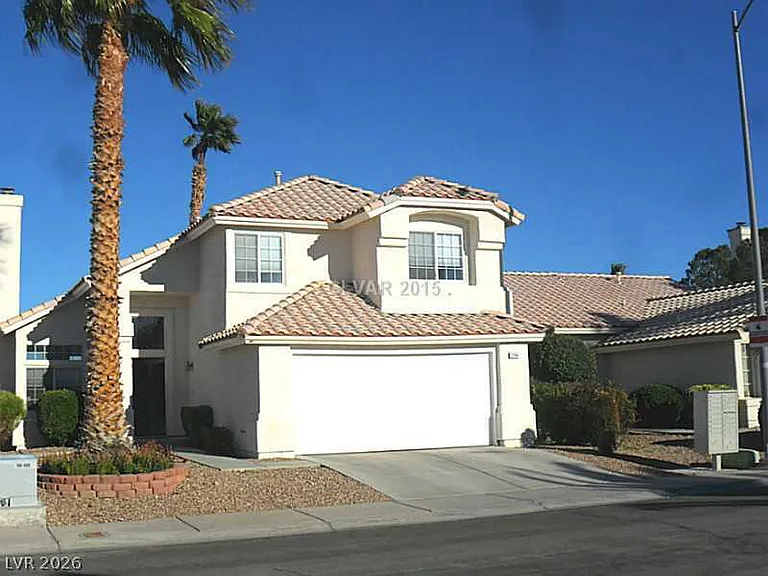 2744 Chokeberry Ct — Photo 1