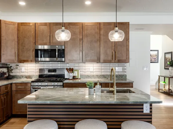 6779 S Sienna Park Ln E, Midvale, UT 84047