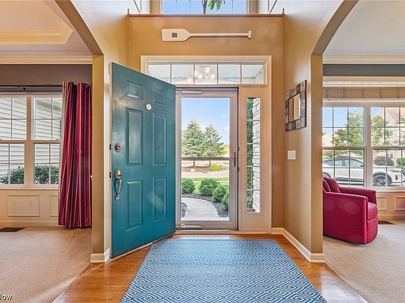 4th image of 32904 Sorrento Ln