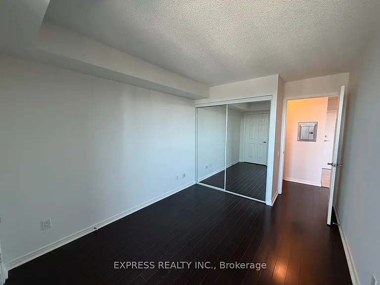 8 Hillcrest Ave #1602 — Photo 9