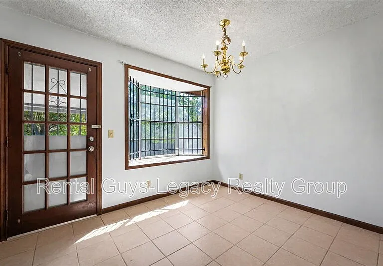 6019 Blank Dr — Photo 8