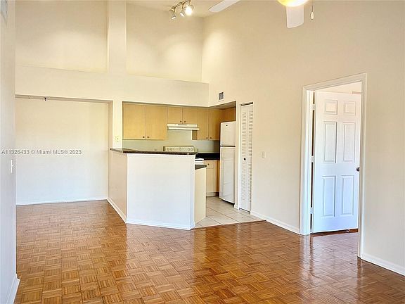 4th image of 4171 San Marino Blvd APT 208