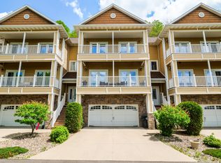 1310 Sunset Ct, La Crosse, WI 54603