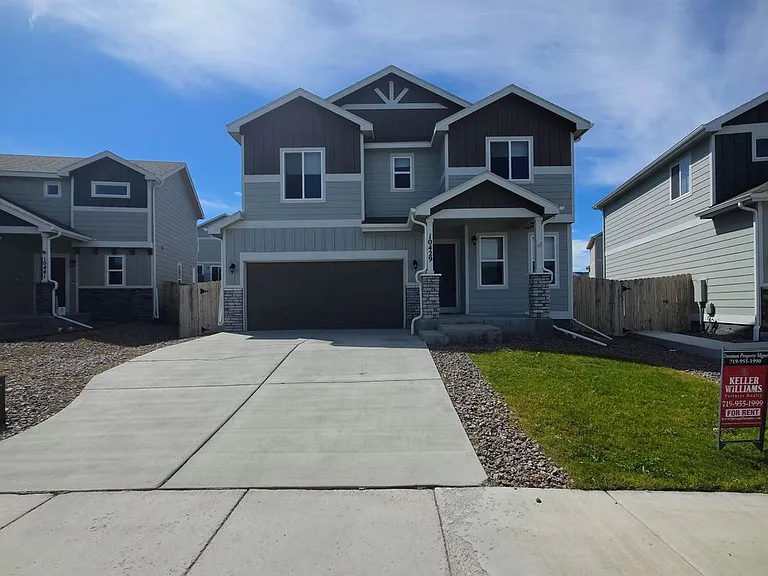 10429 Luneth Dr — Photo 2