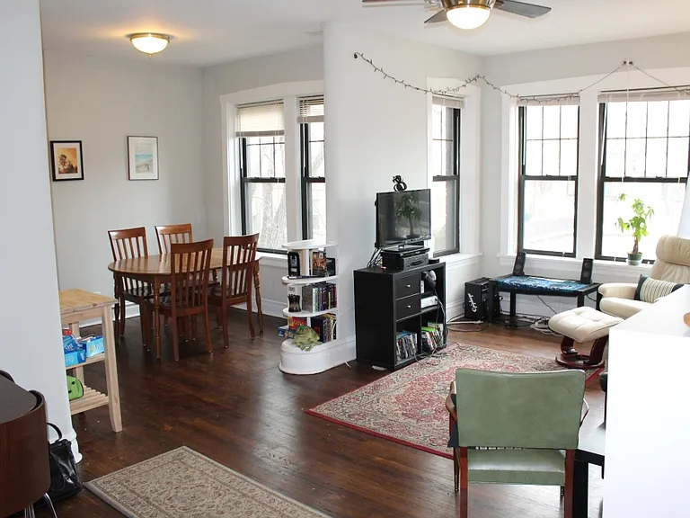 5030 N Winthrop Ave #3E — Photo 5