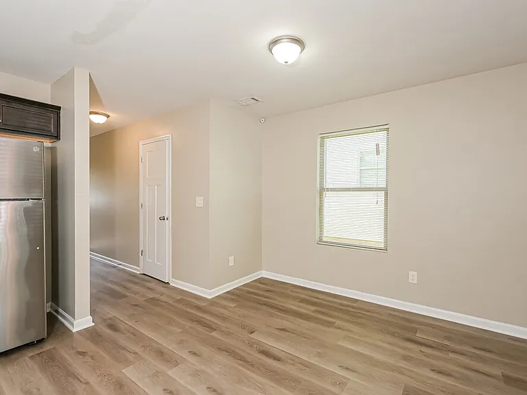6107 Ruth St SW — Photo 6