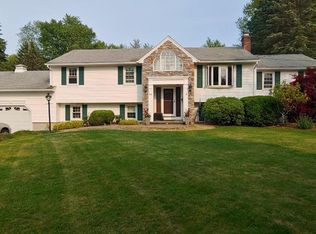 33 Hampton St, Auburn, MA 01501