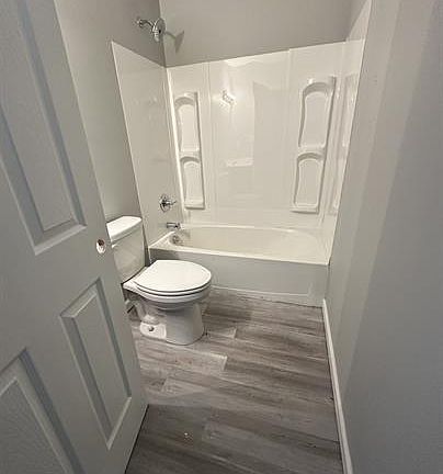 3rd image of 1405 Heather Pl