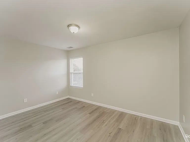 13836 Millers Creek Ln — Photo 9