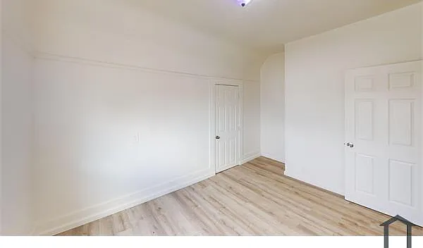 1128 34th St — Photo 20
