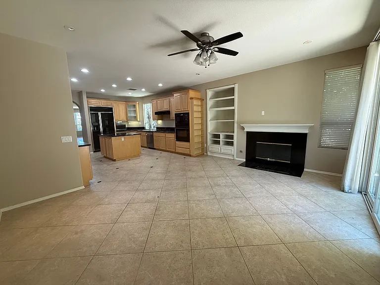 20721 Vercelli Way — Photo 8