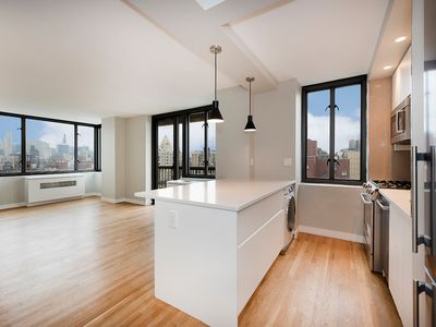 1438 3rd Ave APT 19A, New York, NY, 10028