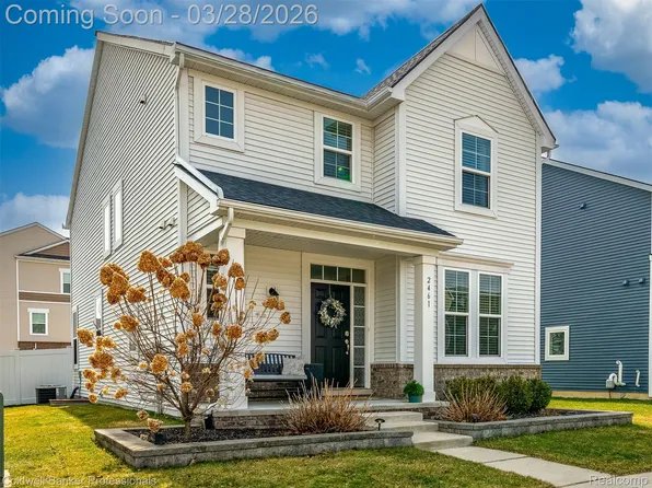 2461 Massoit Rd, Royal Oak, MI 48073