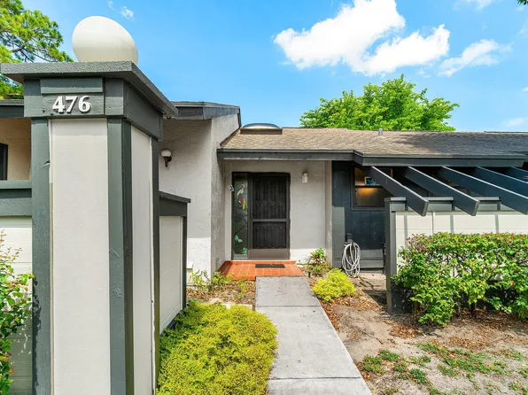 476 Lynbrook Court, Royal Palm Beach, FL 33411