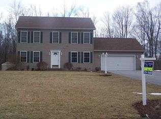 3 Joseph Ct, Schaghticoke, NY 12154