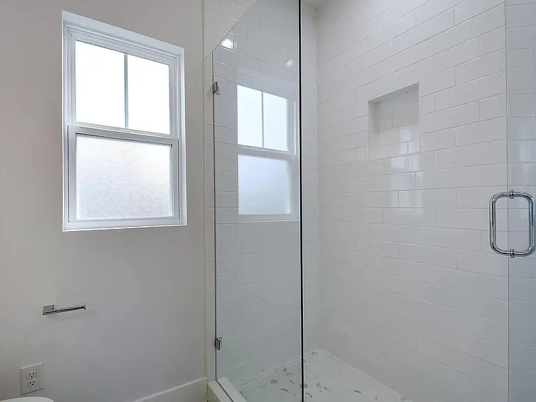 105 Elkhart St #3 — Photo 15