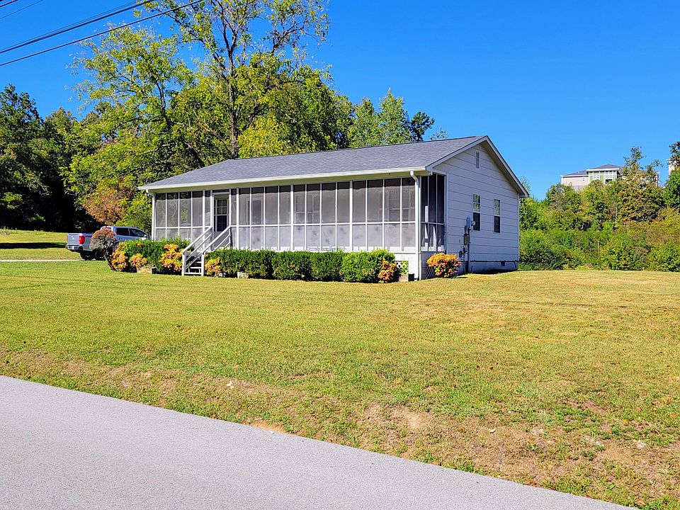 1st image of 8411 Sanders Rd