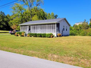 8411 Sanders Rd, Ooltewah, TN 37363