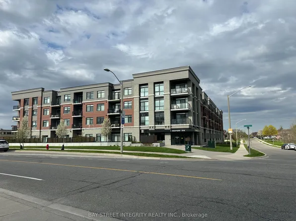 1 Redfern Ave #202, Hamilton, ON L9C 0E6