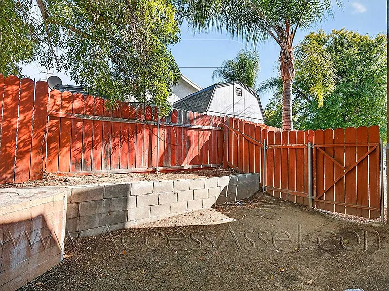 29650 Mira Loma Dr — Photo 22