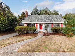 2027 SE 100th Ave, Portland, OR 97216